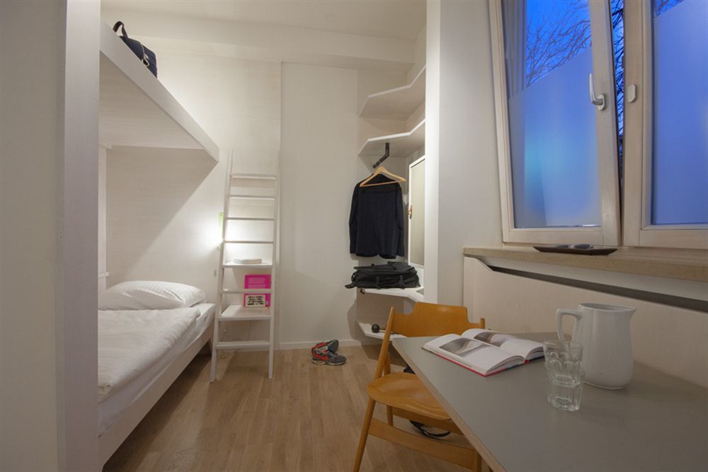 Room For Rent Unterhaching Exterior photo